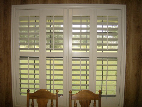 3.5" Wood Plantation Shutter